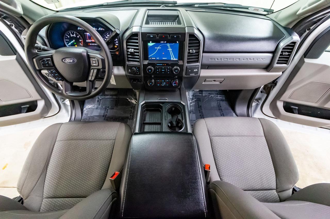 2019 Ford F-250 4x4 Crew Cab XLT Nav BCam Red Deer AB