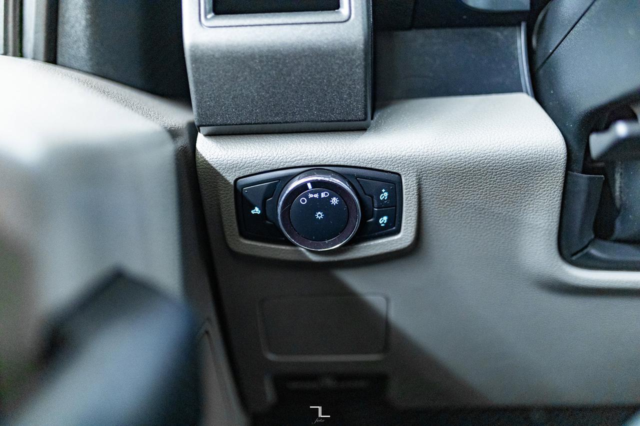 2019 Ford F-250 4x4 Super Cab XL BCam Red Deer AB