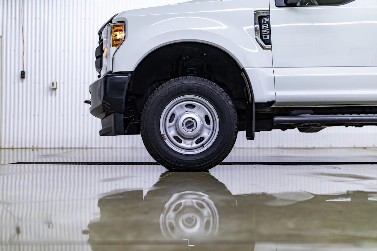 2019 Ford F-250 4x4 Super Cab XL Longbox BCam Red Deer AB