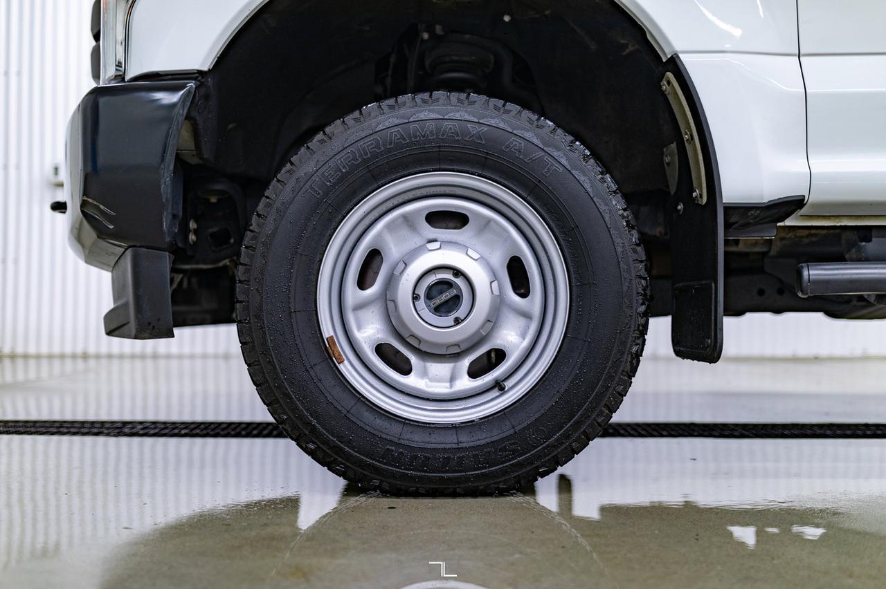 2019 Ford F-250 4x4 Super Cab XL Longbox BCam Red Deer AB