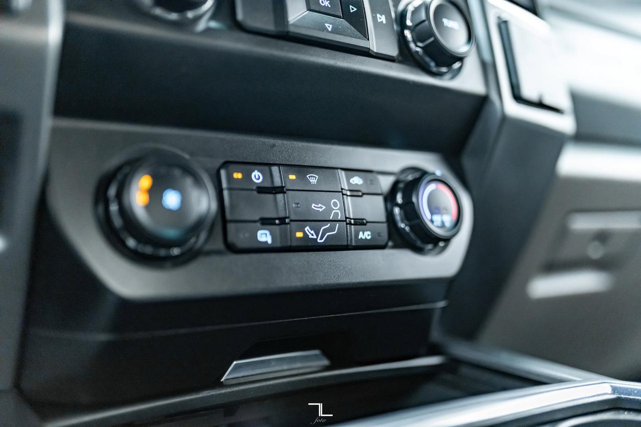 2019 Ford F-250 4x4 Super Cab XLT Longbox BCam Red Deer AB