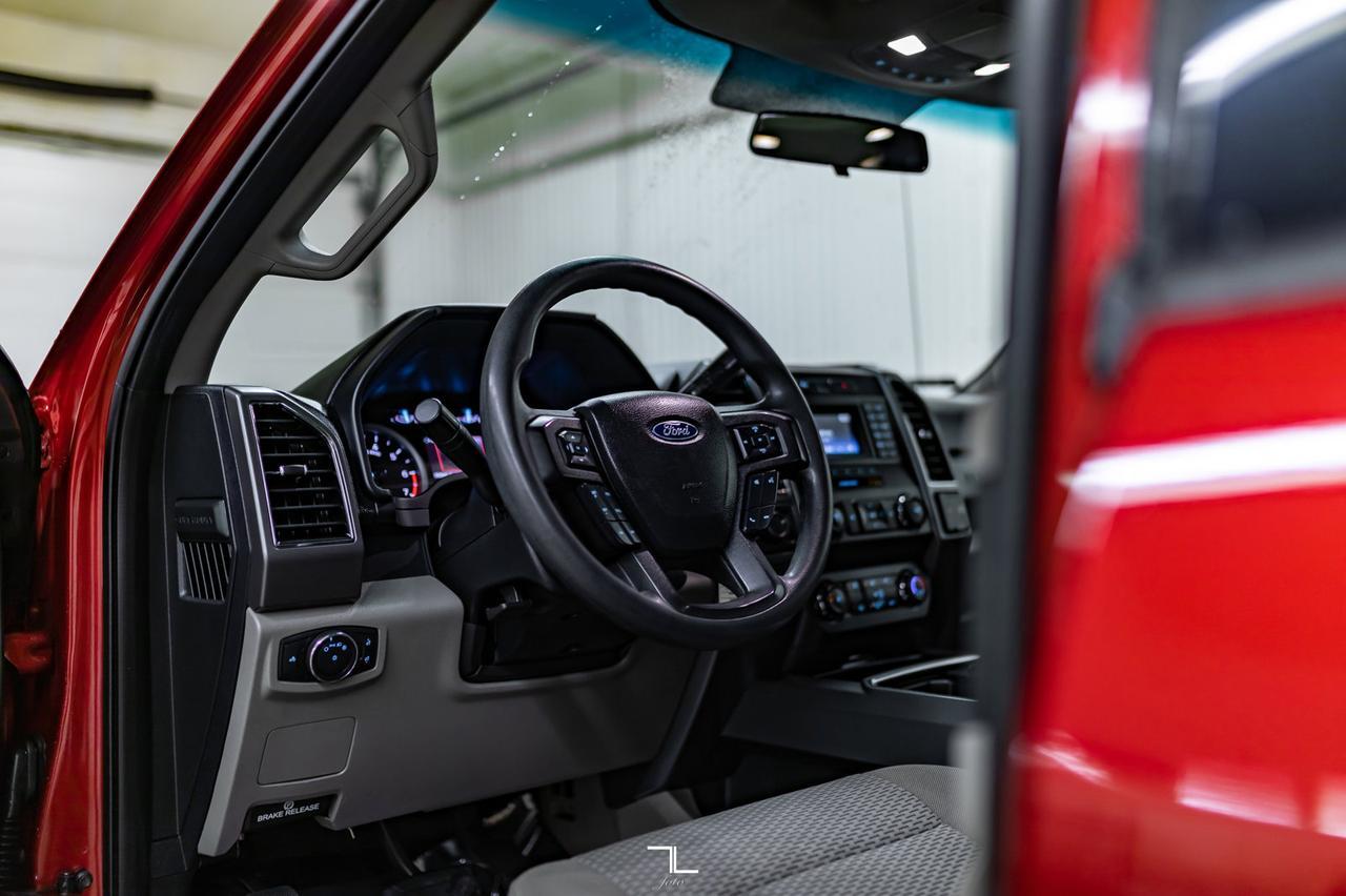 2019 Ford F-250 4x4 Super Cab XLT Longbox BCam Red Deer AB