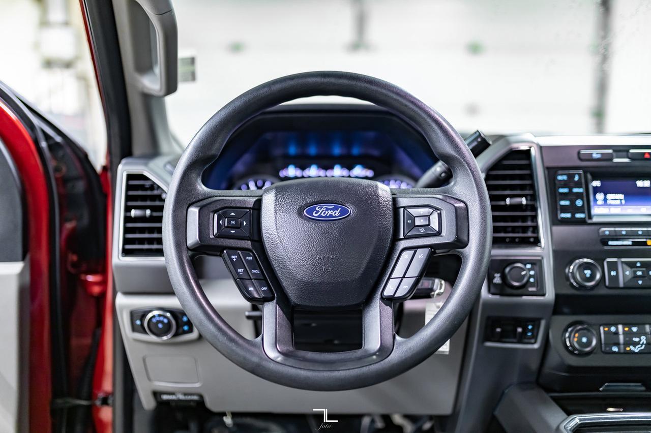 2019 Ford F-250 4x4 Super Cab XLT Longbox BCam Red Deer AB