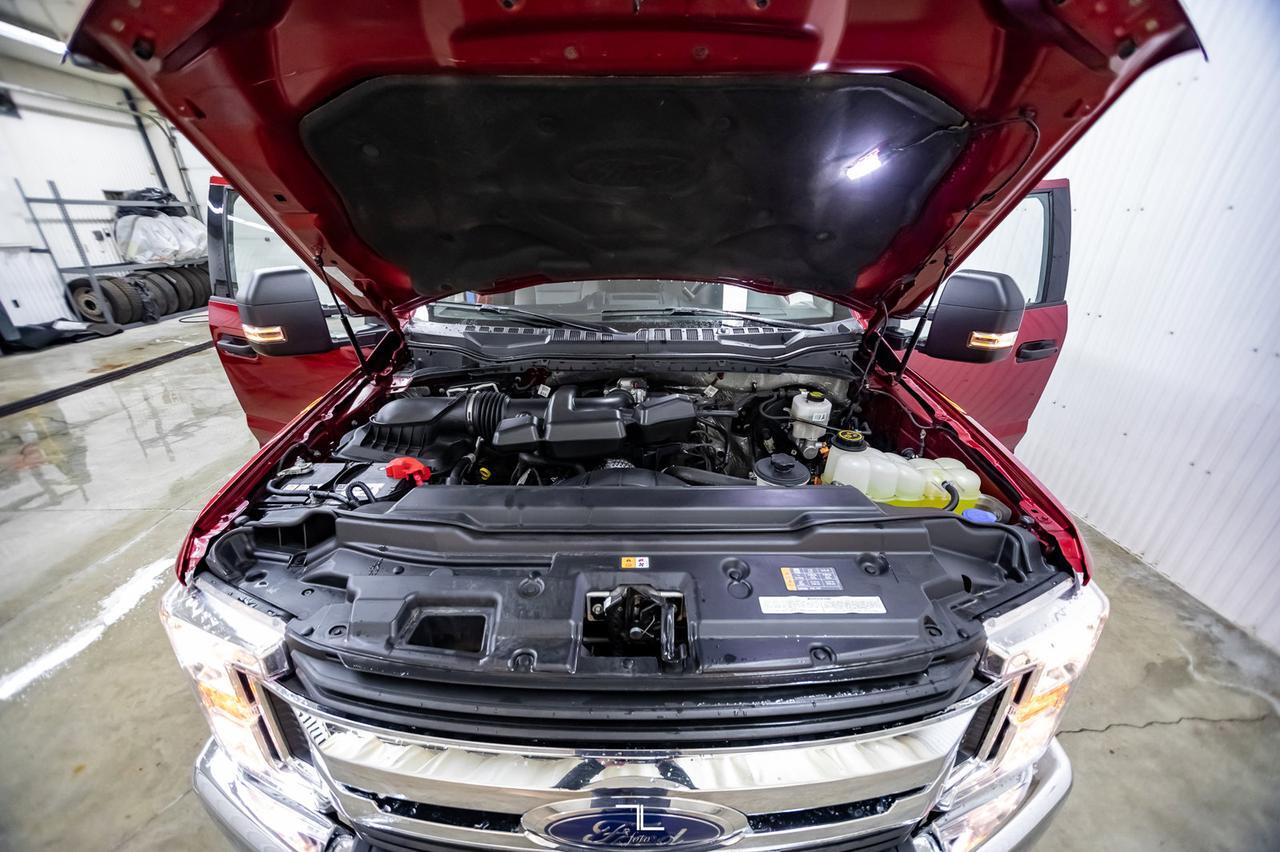 2019 Ford F-250 4x4 Super Cab XLT Longbox BCam Red Deer AB