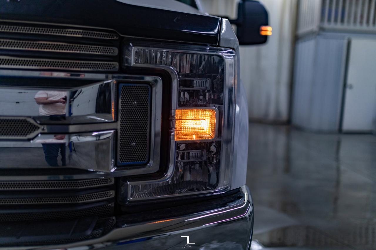 2019 Ford F-250 4x4 Super Cab XLT Longbox BCam Red Deer AB