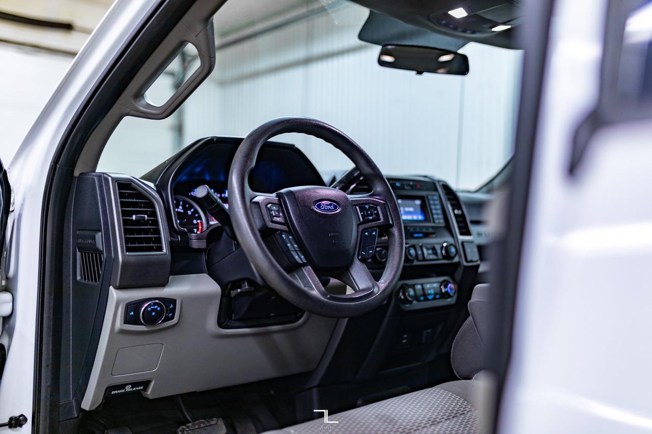 2019 Ford F-250 4x4 Super Cab XLT Longbox BCam Red Deer AB