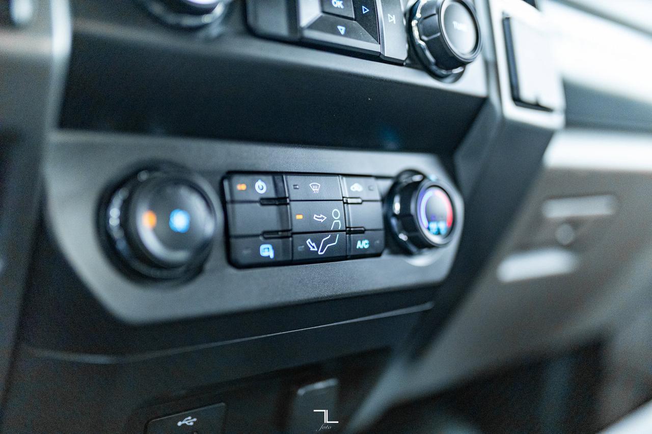 2019 Ford F-250 4x4 Super Cab XLT Longbox BCam Red Deer AB