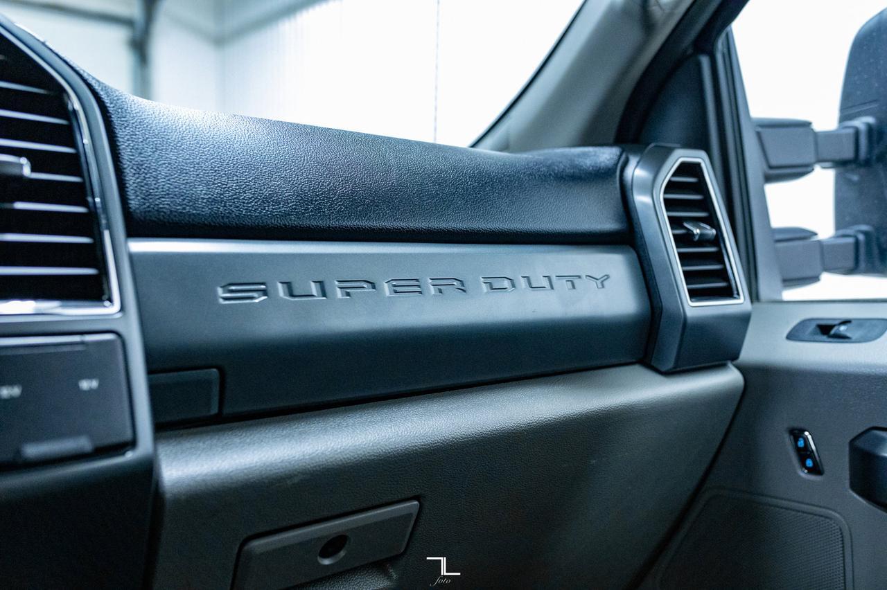 2019 Ford F-250 4x4 Super Cab XLT Longbox BCam Red Deer AB