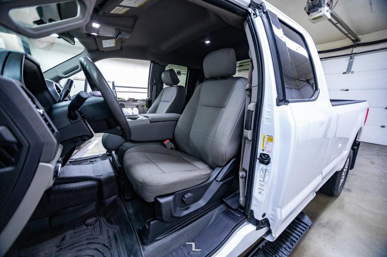 2019 Ford F-250 4x4 Super Cab XLT Longbox BCam Red Deer AB