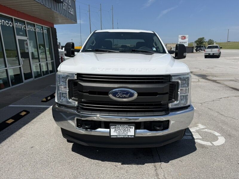 2019 Ford F-250 4x4 w/ Lift Gate 64k mi's XL Collinsville OK