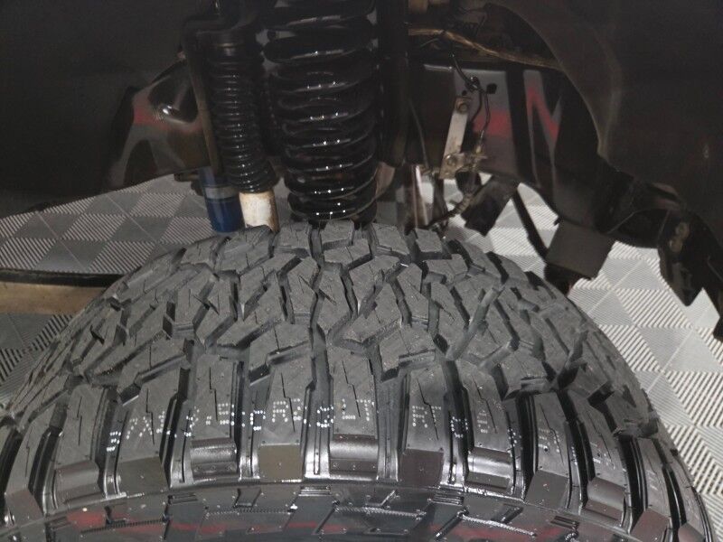 2019 Ford F-250 Lariat Black Widow Edition Lifted 6.7L Diesel NEW 37in Tires FREE WARRANTY Arlington TX