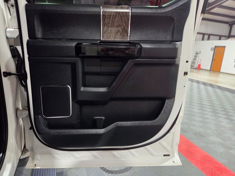 2019 Ford F-250 Lariat Black Widow Edition Lifted 6.7L Diesel NEW 37in Tires FREE WARRANTY Arlington TX