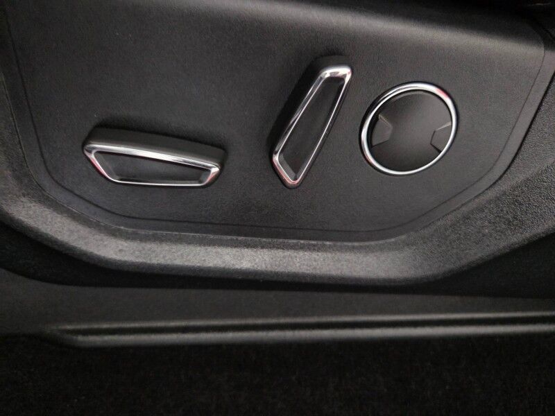 2019 Ford F-250 Lariat Black Widow Edition Lifted 6.7L Diesel NEW 37in Tires FREE WARRANTY Arlington TX