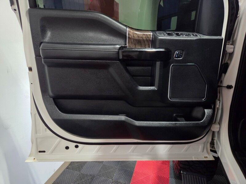 2019 Ford F-250 Lariat Black Widow Edition Lifted 6.7L Diesel NEW 37in Tires FREE WARRANTY Arlington TX