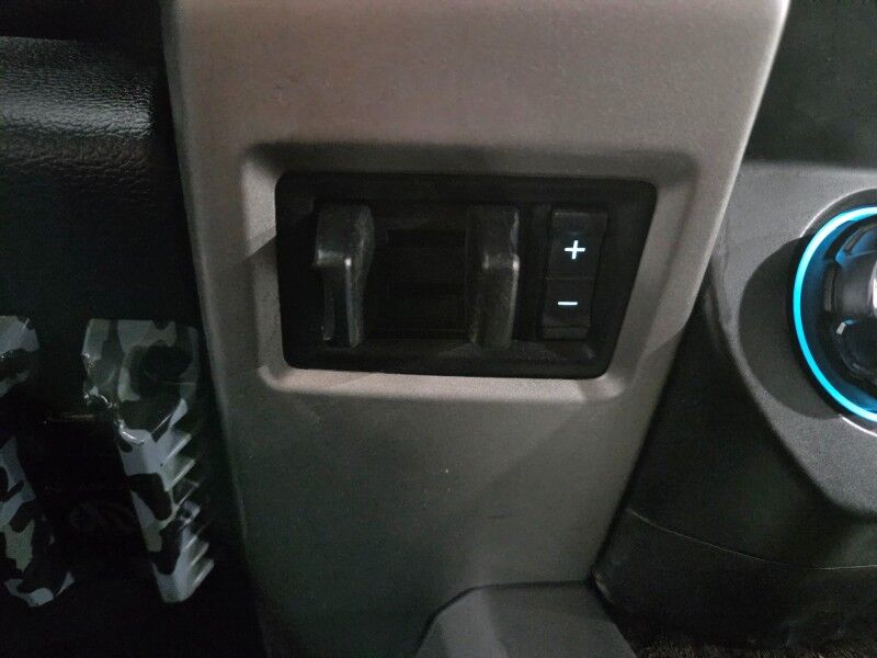 2019 Ford F-250 Lariat Lifted 4wd 6.7L Diesel GPS Camera 22in Wheels New 37in Tires FREE WARRANTY Arlington TX