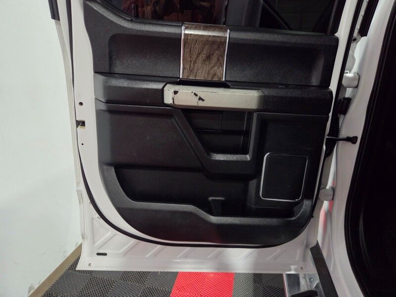 2019 Ford F-250 Lariat Lifted 4wd 6.7L Diesel GPS Camera 22in Wheels New 37in Tires FREE WARRANTY Arlington TX