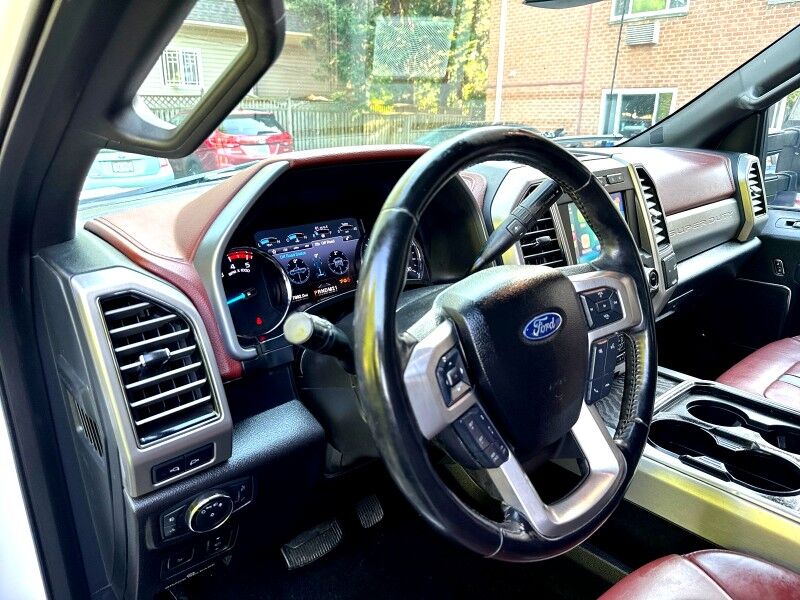2019 Ford F-250 Super Duty SRW Platinum Crew Cab LB 4WD w/ Platinum Ultimate Package Arlington VA