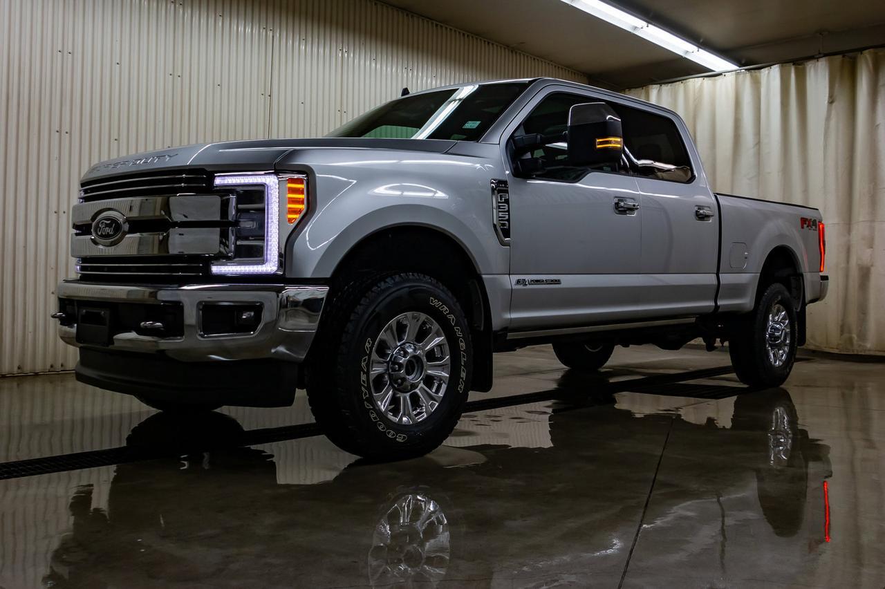 2019 Ford F-350 4x4 Crew Cab Lariat FX4 Diesel Leather Roof Nav BCam Red Deer AB