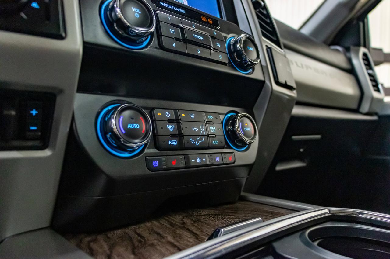 2019 Ford F-350 4x4 Crew Cab Lariat FX4 Diesel Leather Roof Nav BCam Red Deer AB