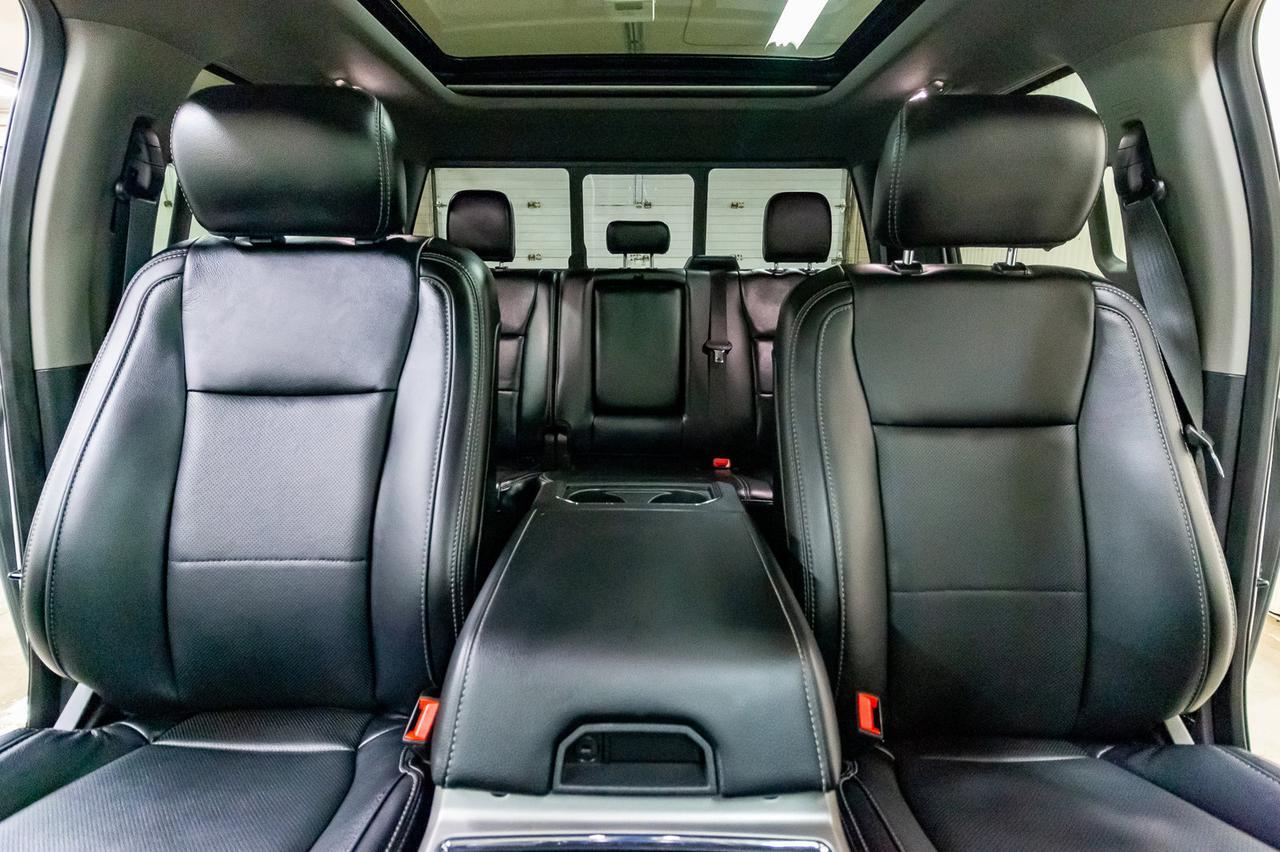 2019 Ford F-350 4x4 Crew Cab Lariat FX4 Diesel Leather Roof Nav BCam Red Deer AB