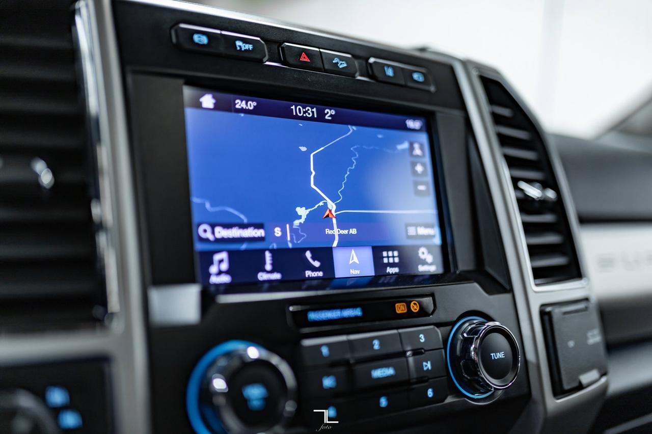 2019 Ford F-350 4x4 Crew Cab Lariat FX4 Diesel Leather Roof Nav Red Deer AB