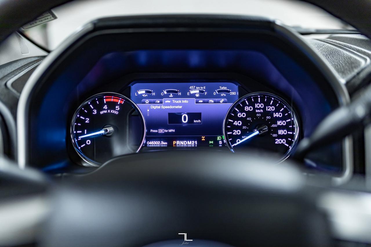 2019 Ford F-350 4x4 Crew Cab Lariat FX4 Diesel Leather Roof Nav Red Deer AB