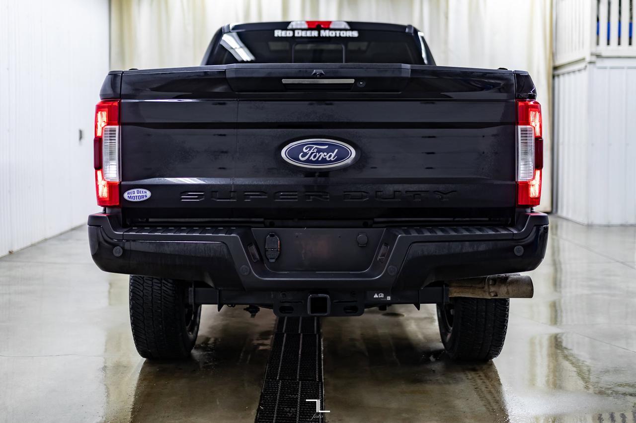 2019 Ford F-350 4x4 Crew Cab Lariat FX4 Diesel Leather Roof Nav Red Deer AB