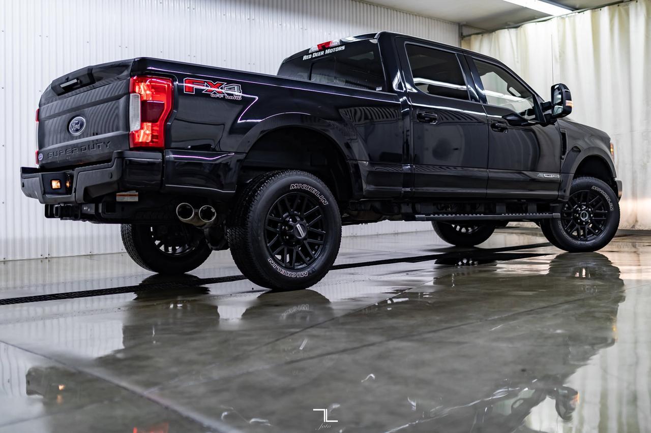 2019 Ford F-350 4x4 Crew Cab Lariat FX4 Diesel Leather Roof Nav Red Deer AB