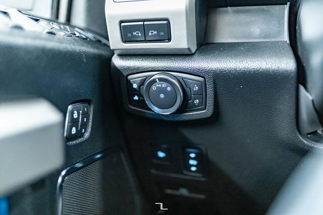 2019 Ford F-350 4x4 Crew Cab Lariat FX4 Diesel Leather Roof Nav Red Deer AB