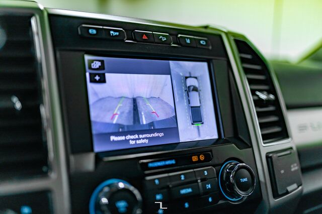 2019 Ford F-350 4x4 Crew Cab Lariat FX4 Diesel Leather Roof Nav Red Deer AB