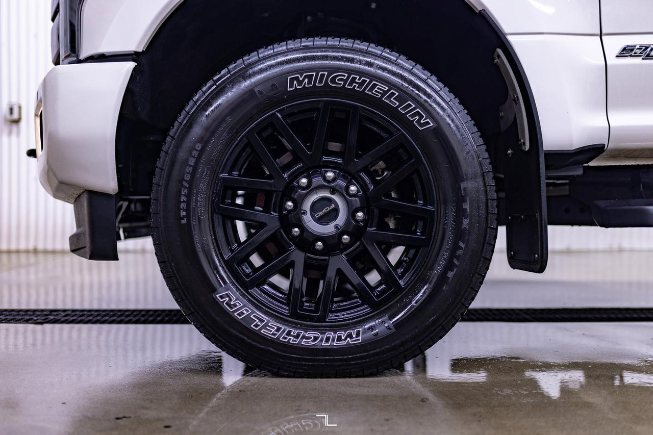 2019 Ford F-350 4x4 Crew Cab Lariat FX4 Diesel Leather Roof Nav Red Deer AB