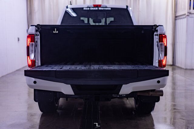 2019 Ford F-350 4x4 Crew Cab Lariat FX4 Diesel Leather Roof Nav Red Deer AB