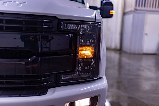 2019 Ford F-350 4x4 Crew Cab Lariat FX4 Diesel Leather Roof Nav Red Deer AB