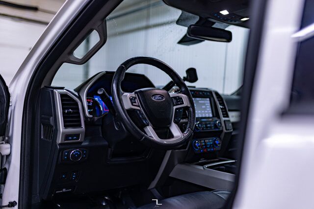 2019 Ford F-350 4x4 Crew Cab Lariat FX4 Diesel Leather Roof Nav Red Deer AB