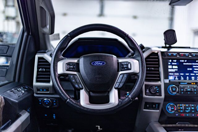 2019 Ford F-350 4x4 Crew Cab Lariat FX4 Diesel Leather Roof Nav Red Deer AB