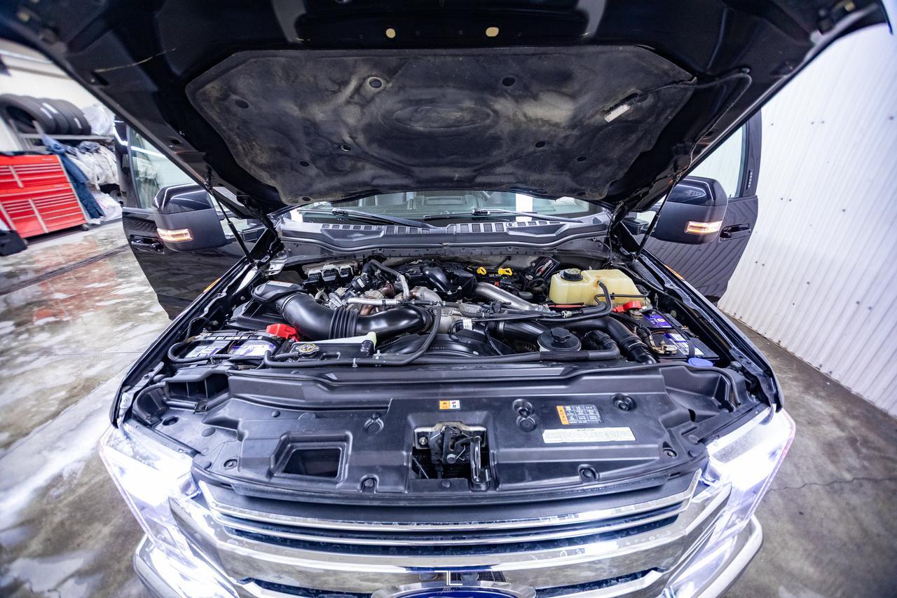 2019 Ford F-350 4x4 Crew Cab Lariat FX4 Longbox Diesel Red Deer AB