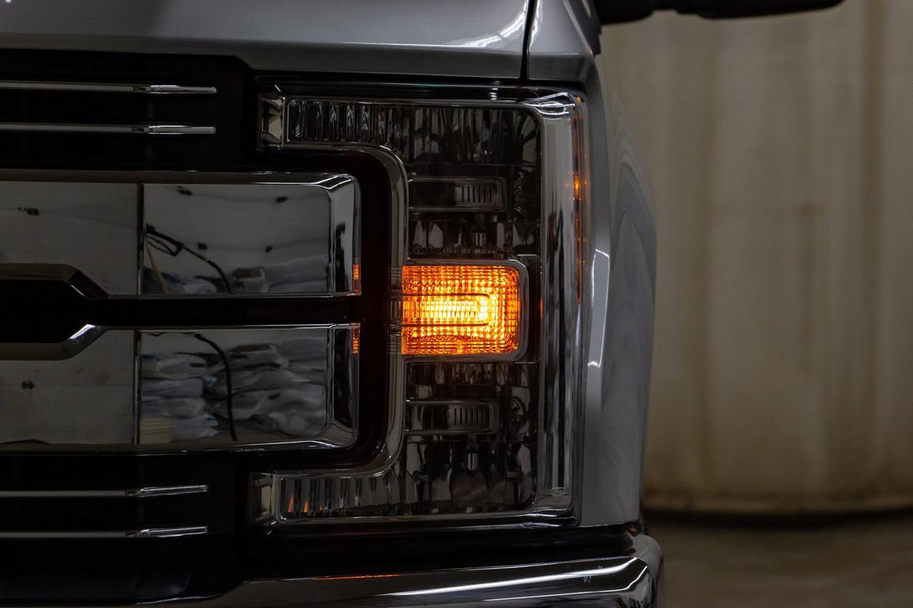 2019 Ford F-350 4x4 Crew Cab Lariat Leather Nav BCam Red Deer AB