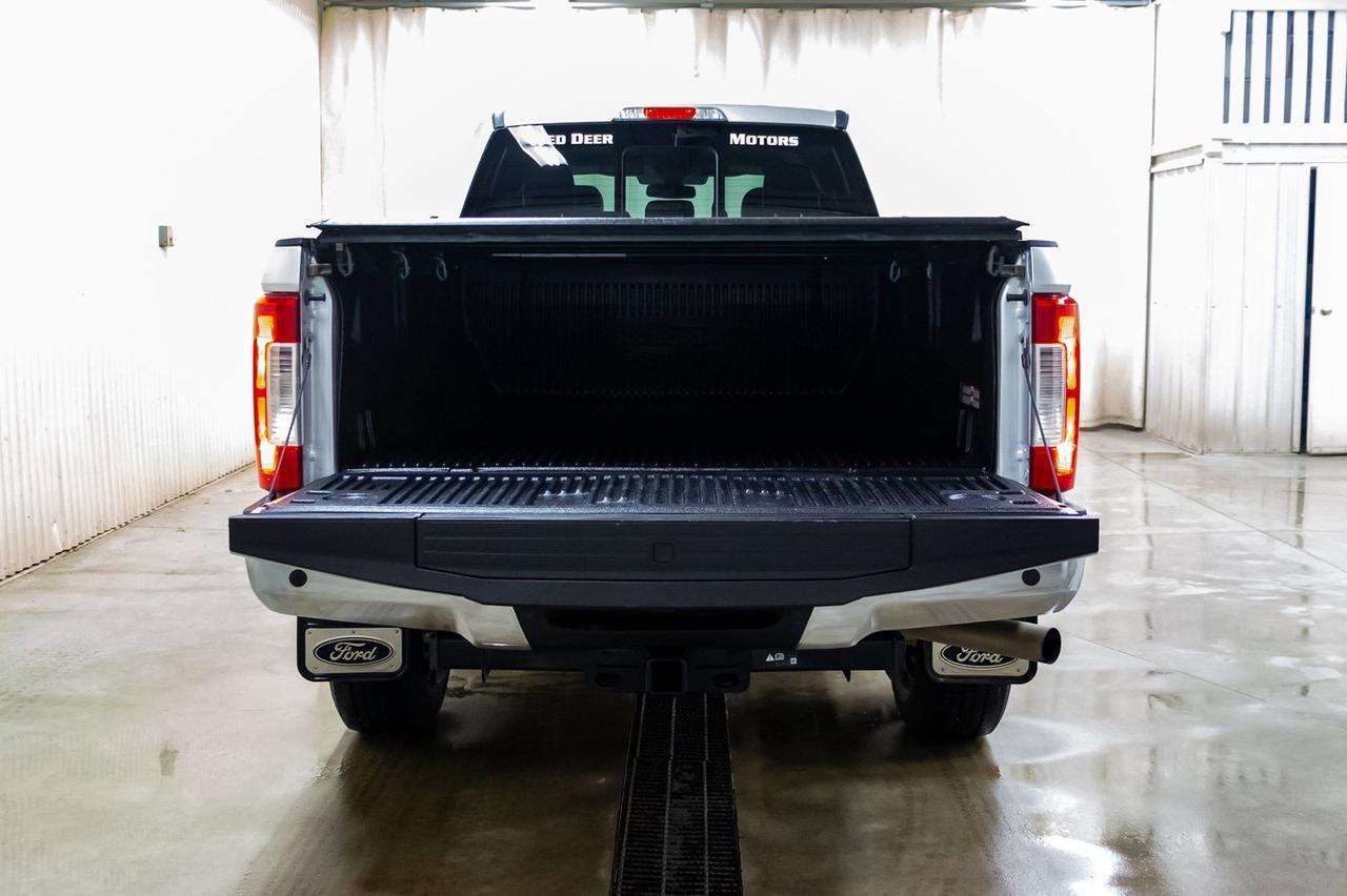 2019 Ford F-350 4x4 Crew Cab Lariat Leather Nav BCam Red Deer AB