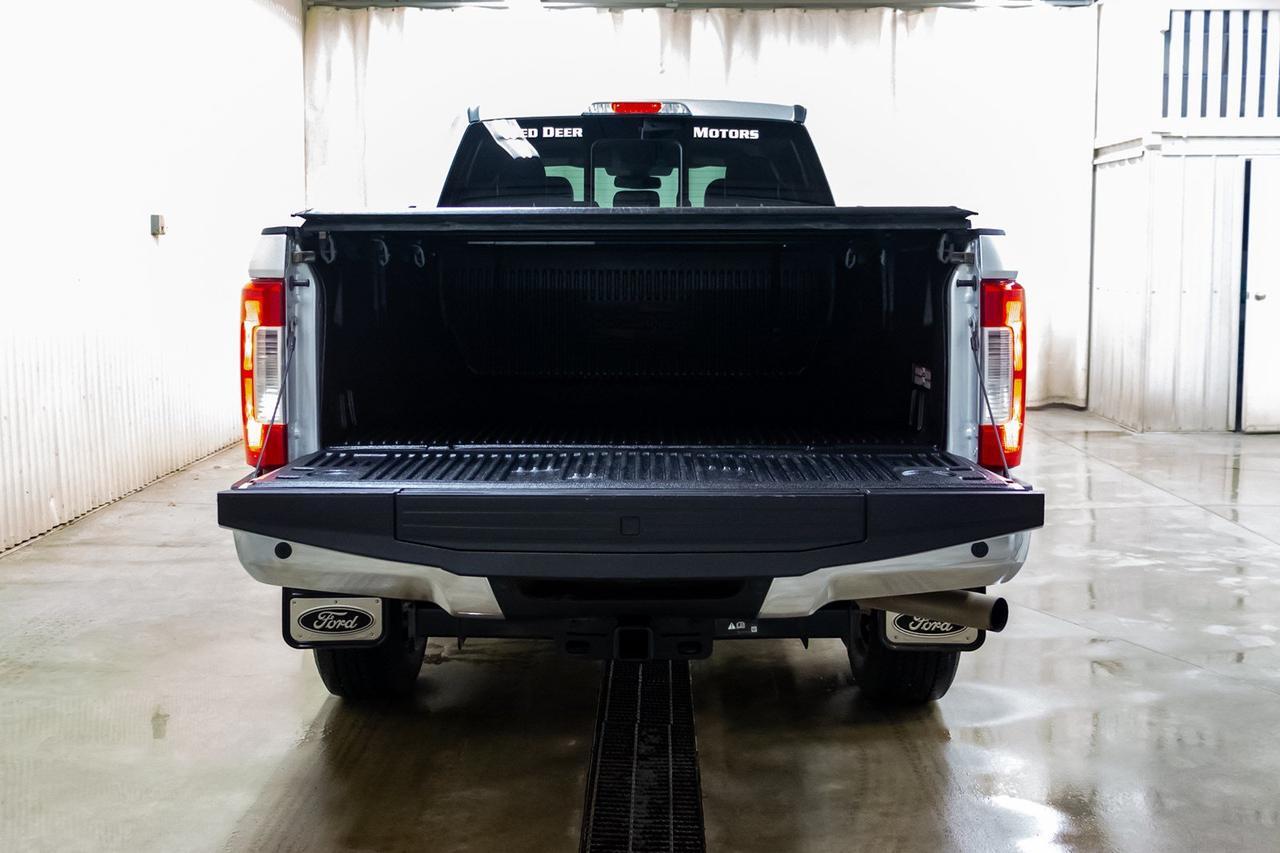 2019 Ford F-350 4x4 Crew Cab Lariat Leather Nav BCam Red Deer AB