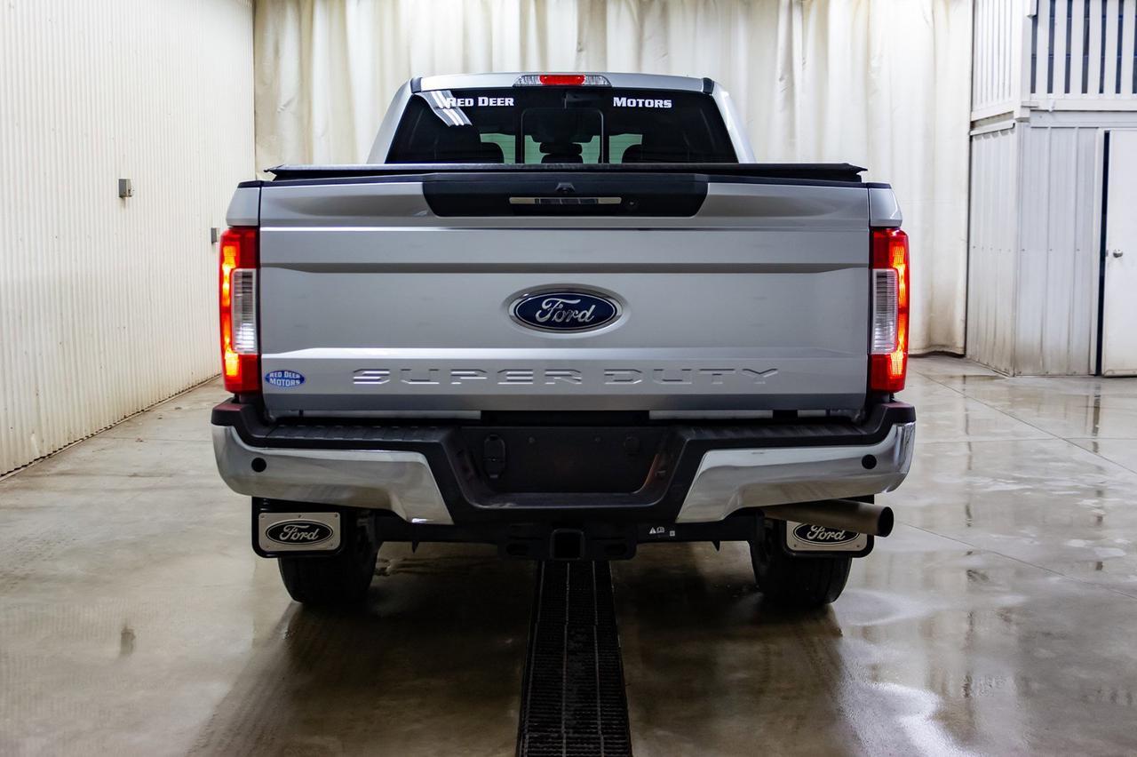 2019 Ford F-350 4x4 Crew Cab Lariat Leather Nav BCam Red Deer AB