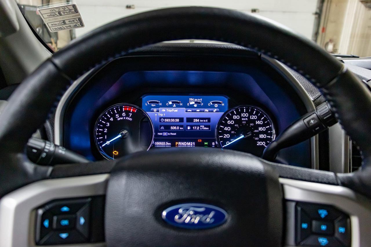 2019 Ford F-350 4x4 Crew Cab Lariat Leather Nav BCam Red Deer AB