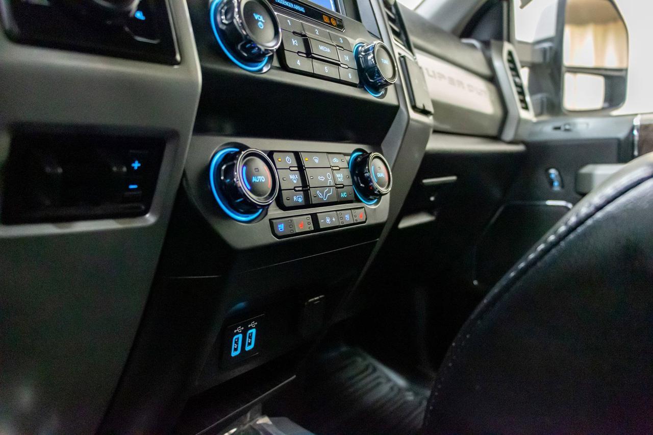 2019 Ford F-350 4x4 Crew Cab Lariat Leather Nav BCam Red Deer AB