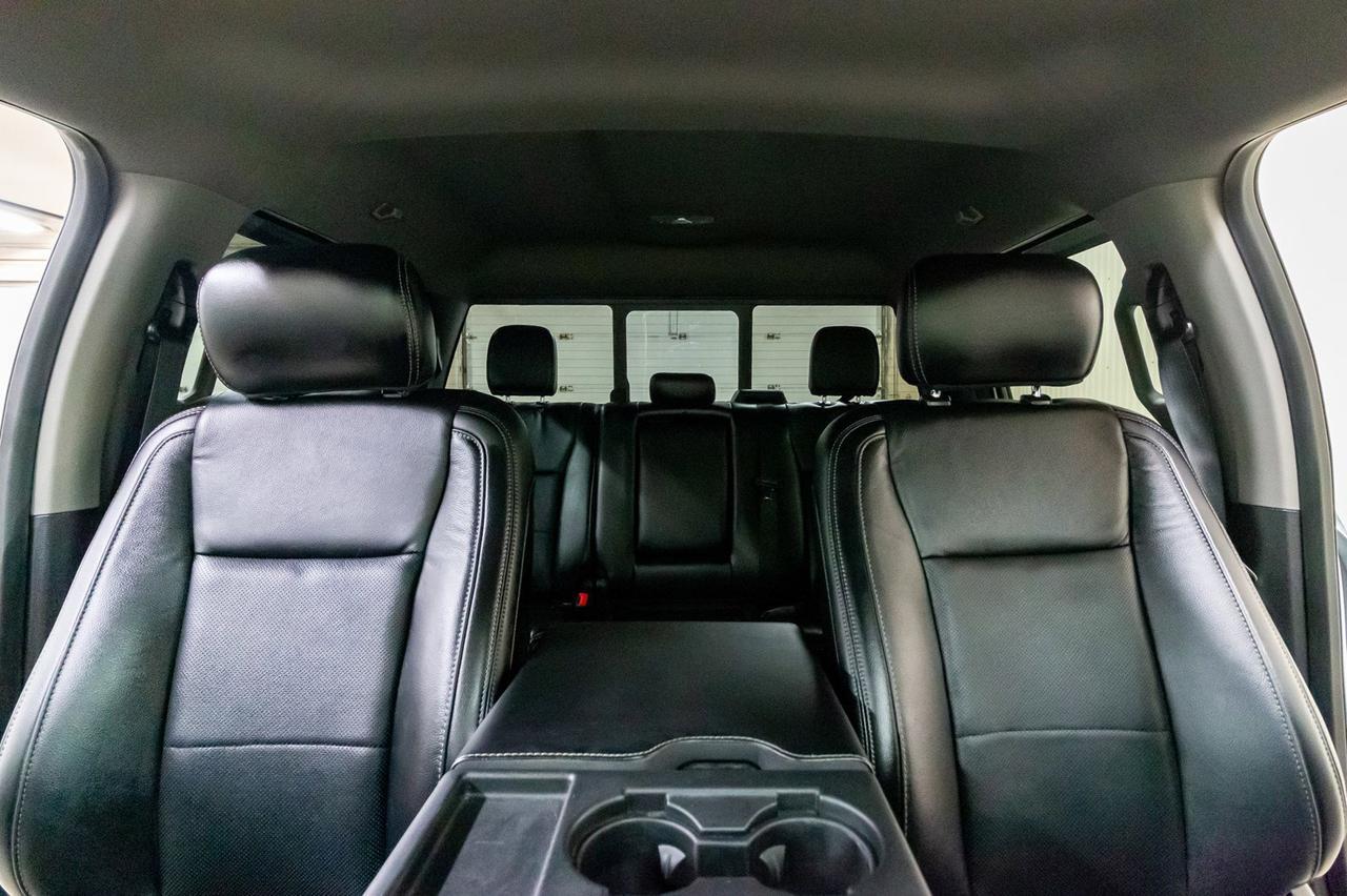 2019 Ford F-350 4x4 Crew Cab Lariat Leather Nav BCam Red Deer AB