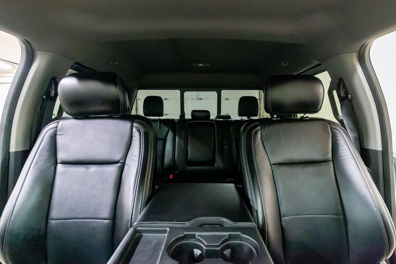 2019 Ford F-350 4x4 Crew Cab Lariat Leather Nav BCam Red Deer AB