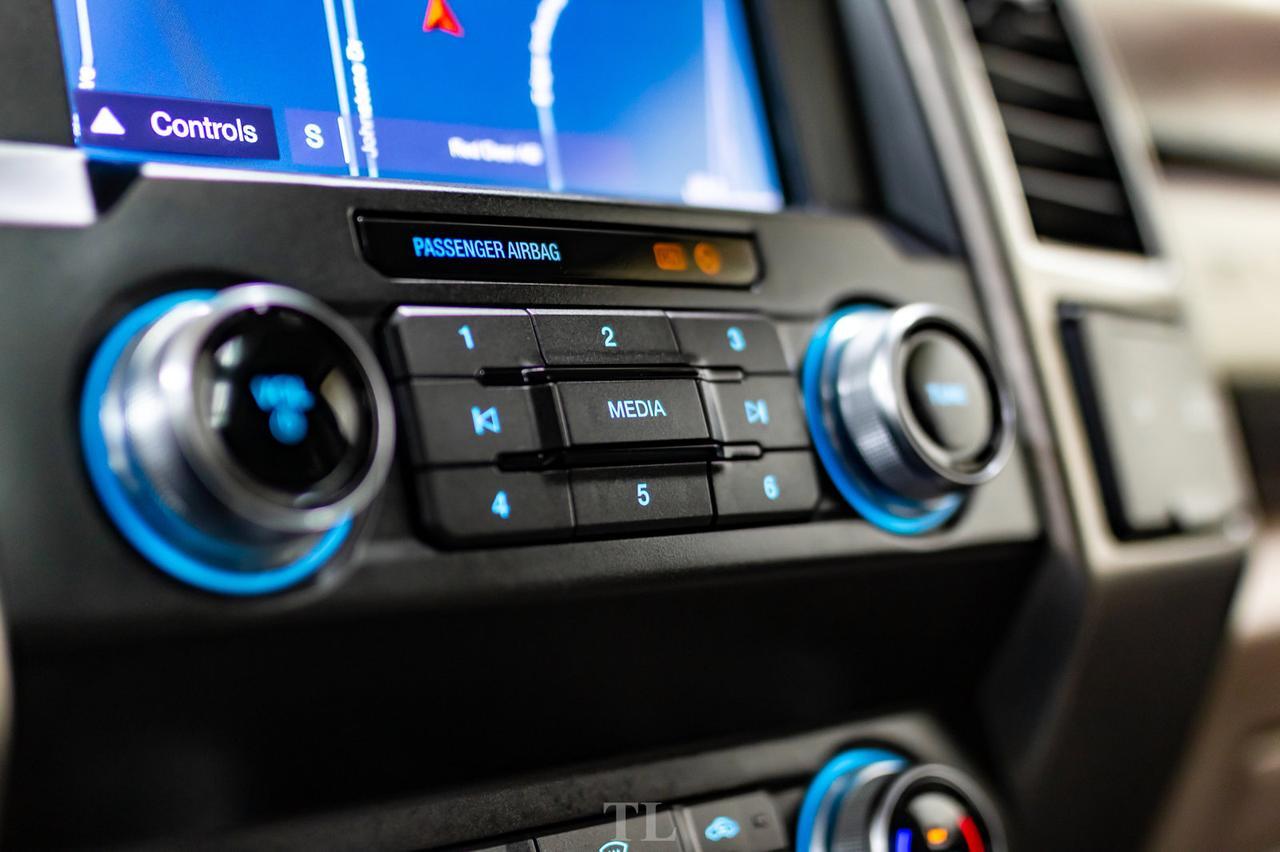 2019 Ford F-350 4x4 Crew Cab Limited Diesel Leather Roof Nav BCam Red Deer AB