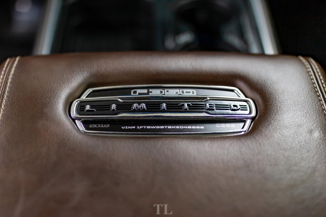 2019 Ford F-350 4x4 Crew Cab Limited Diesel Leather Roof Nav BCam Red Deer AB