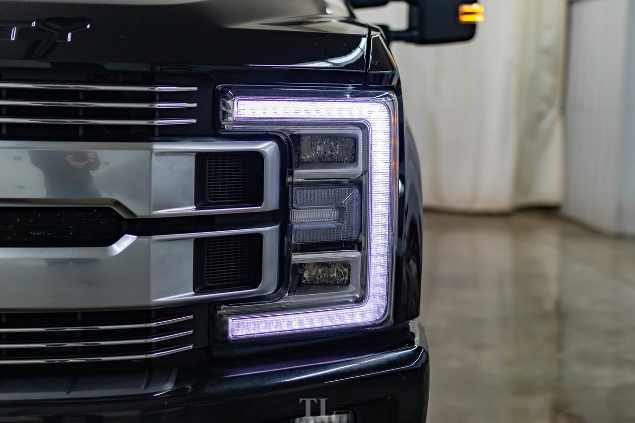 2019 Ford F-350 4x4 Crew Cab Limited Diesel Leather Roof Nav BCam Red Deer AB