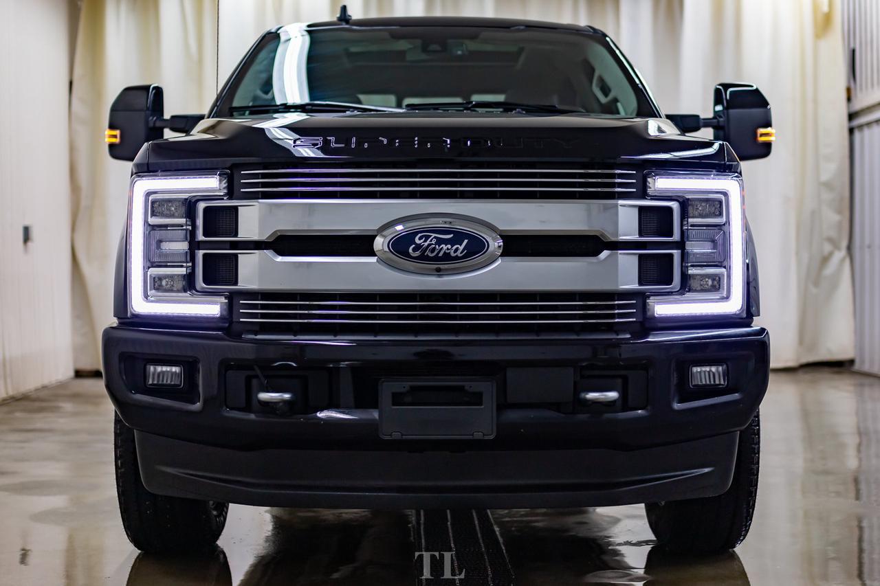 2019 Ford F-350 4x4 Crew Cab Limited Diesel Leather Roof Nav BCam Red Deer AB