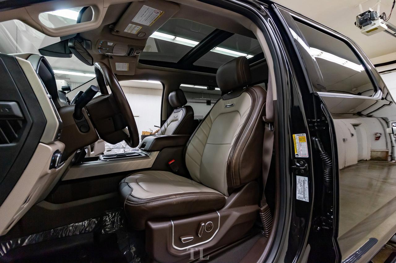 2019 Ford F-350 4x4 Crew Cab Limited Diesel Leather Roof Nav BCam Red Deer AB