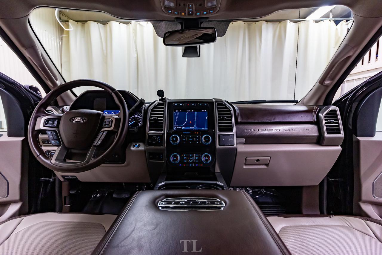 2019 Ford F-350 4x4 Crew Cab Limited Diesel Leather Roof Nav BCam Red Deer AB